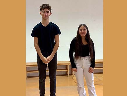 Schulsprecher: Azra (Klasse 8) und Antonio (Klasse 7)